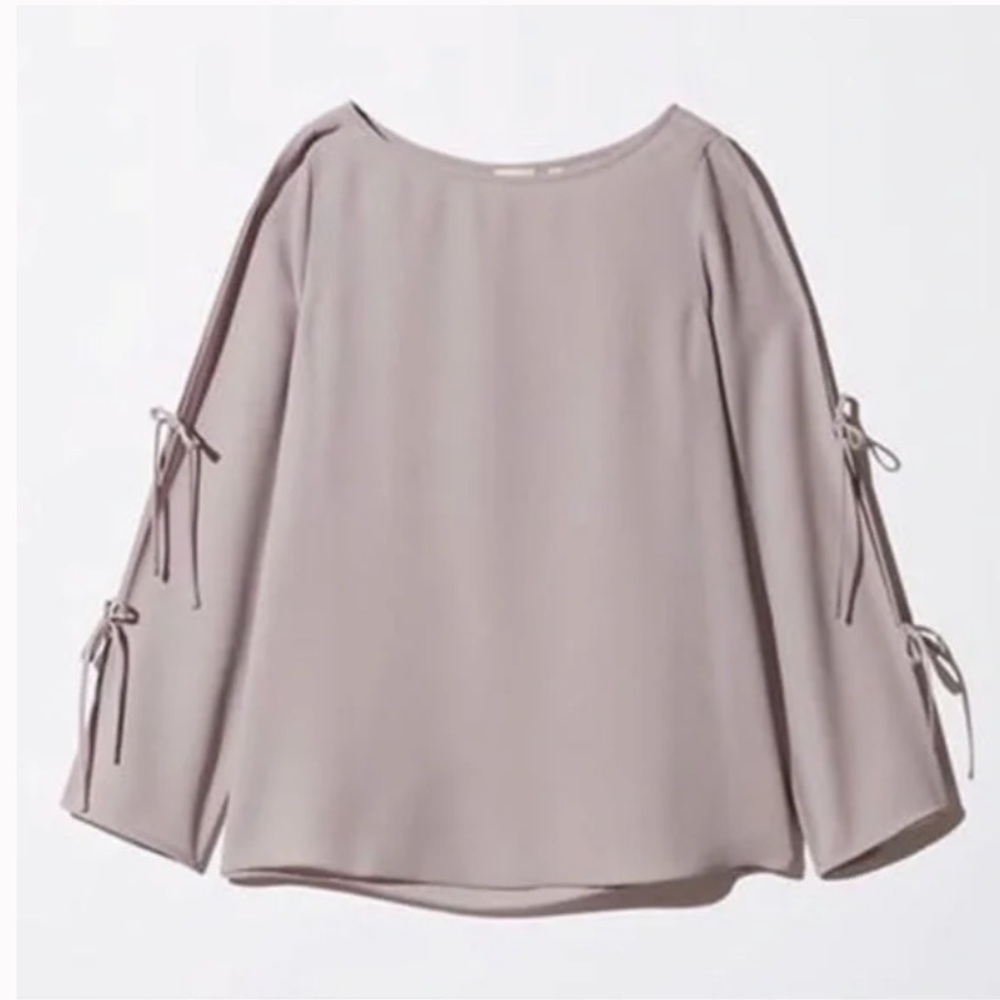 Aritzia Wilfred Pozzi drapey Blouse Long tied Sleeve with silk Size XS - Picture 2 of 12